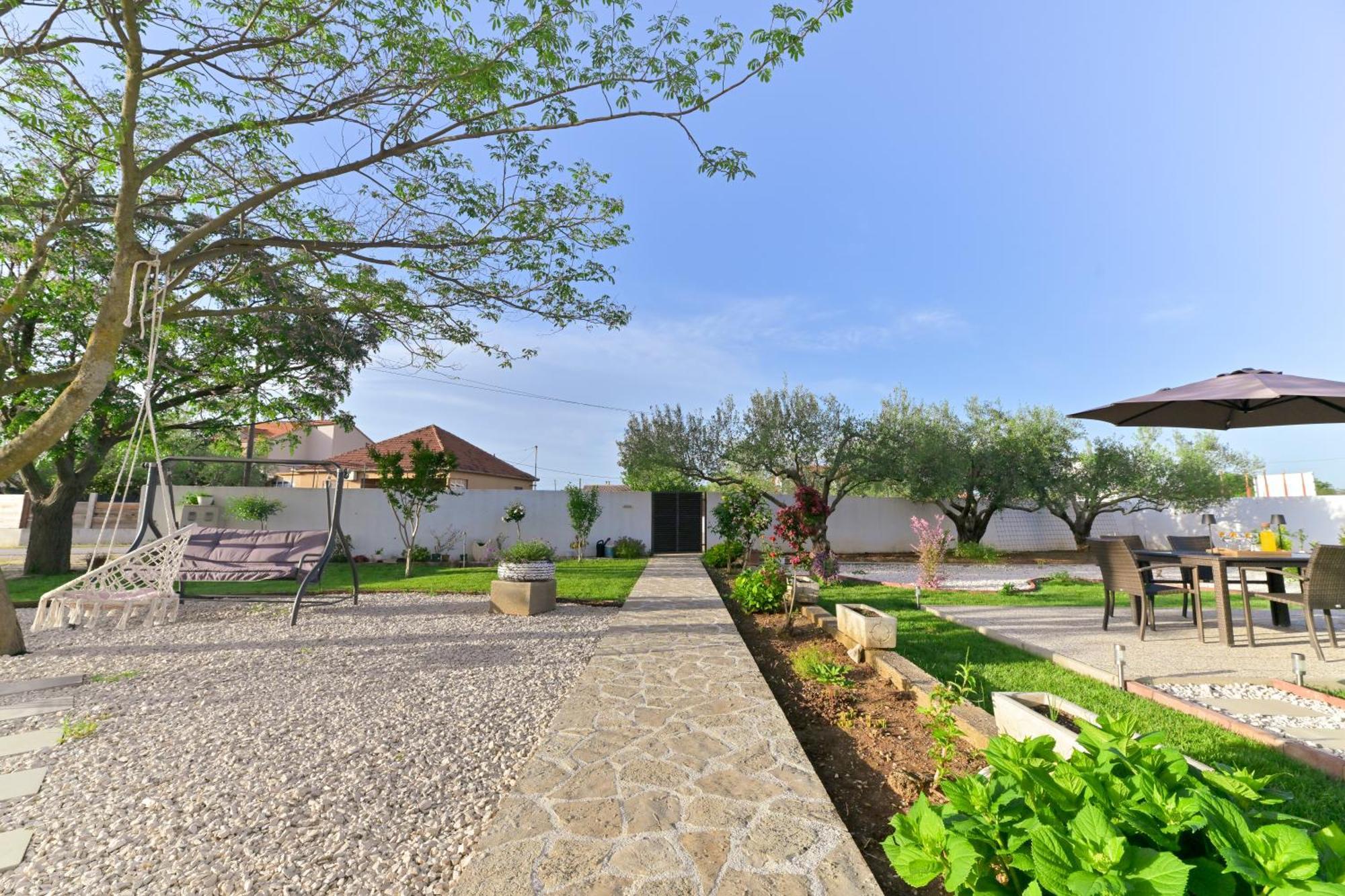 Apartment Amelie - With Pool And Sauna! Galovac  Экстерьер фото